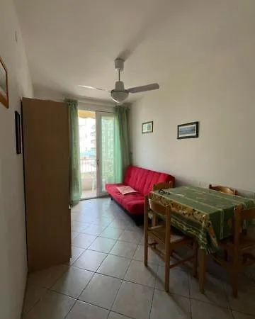 Giove Zona Piazza Aurora 20 Metri Dal Mare Apartment Lido di Jesolo